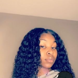 Meet your Posher, Starnesha